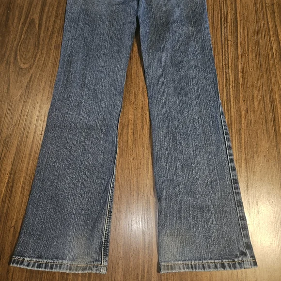 Ariat Kids Classic Blue Jeans - Picture 11 of 13